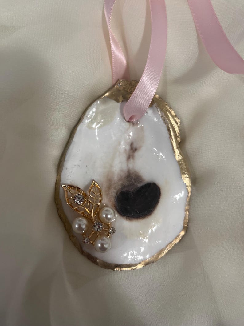 Gilded Oyster Shell Christmas Ornament: Coastal Holiday Decor - Etsy