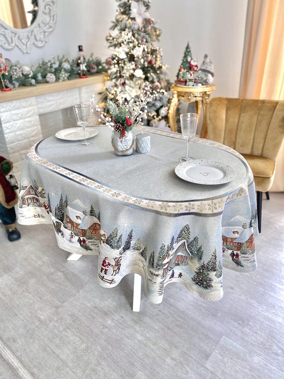 Oval christmas tablecloth discount