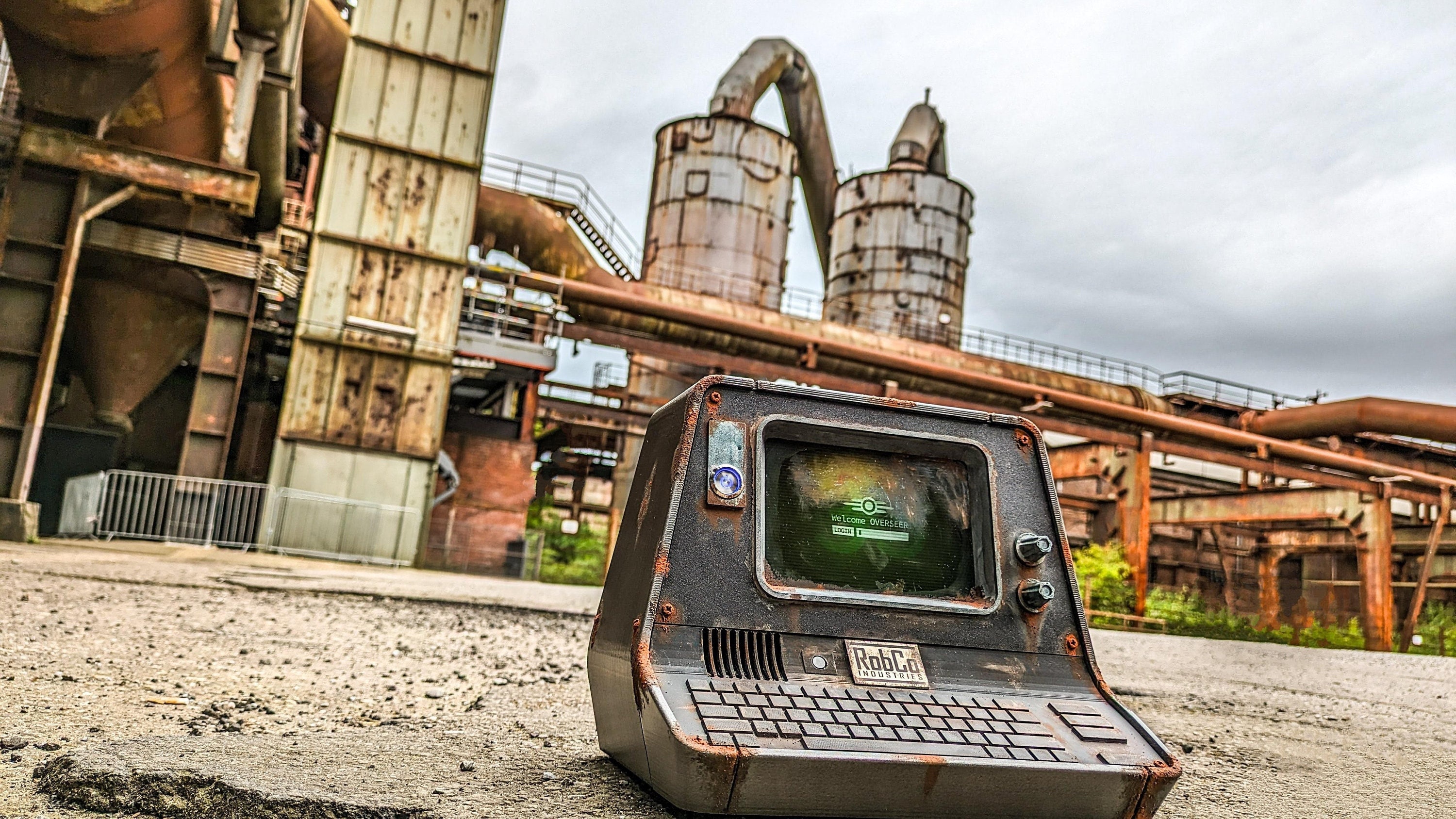 Fallout Terminal - with lighting and sound
