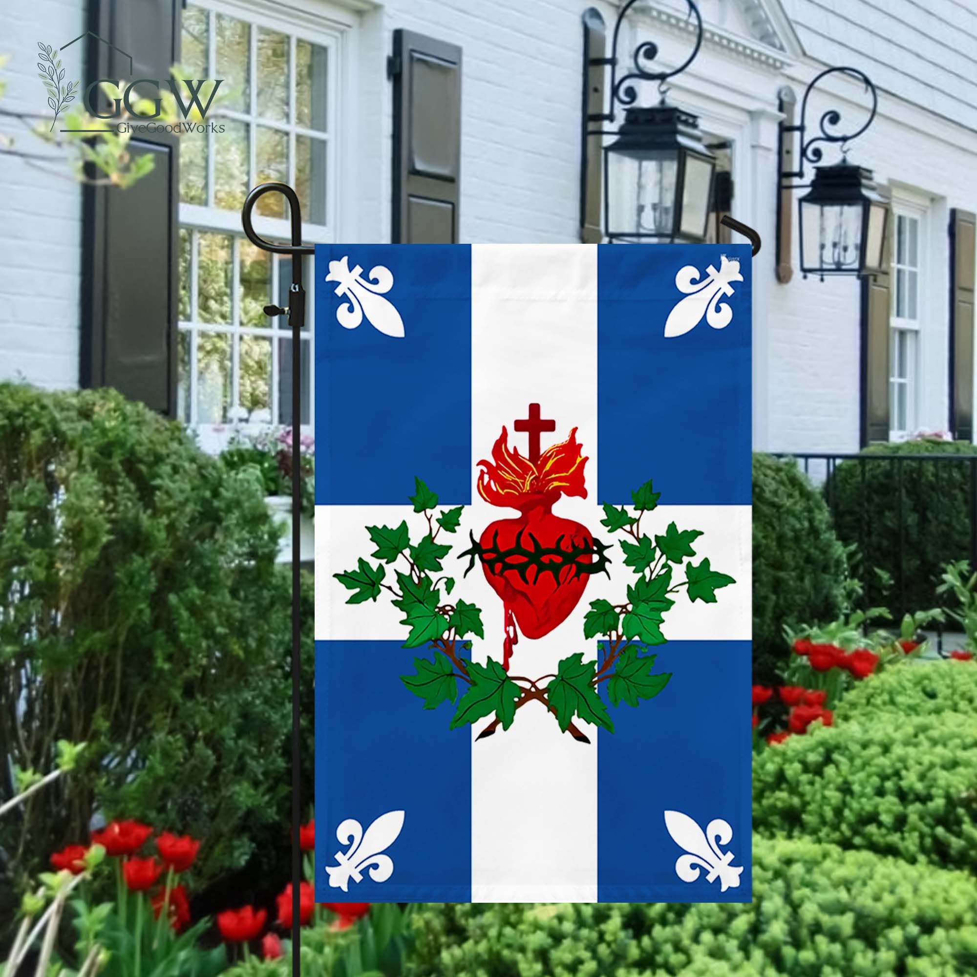 Discover Quebec Sacred Heart Flag, Carillon-Sacr-Coeur Flag, Flag of the Sacred Heart