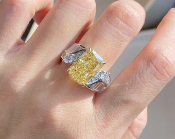 Lab-Grown Fancy Yellow Diamond Ring 6.5ct IGI VS1, 2.2ct Side Stones, Statement Ring