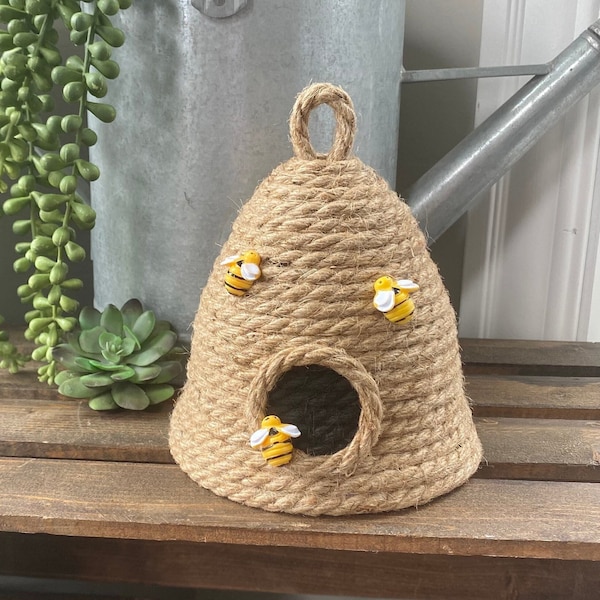 Beehive | Bee Skep Decor