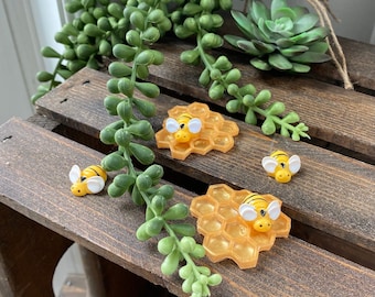 Faux Honeycomb | Bee Decor