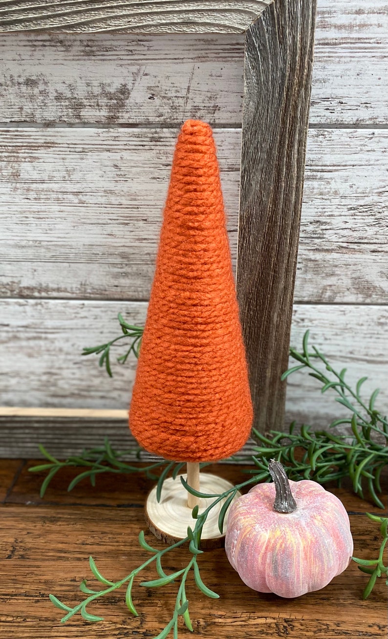 Yarn Trees | Fall Seasonal Decor Arancione