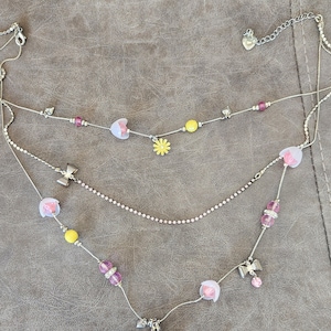 Betsey Johnson début des années 2000 collection florale vintage rare : collier 3 rangs bourdon