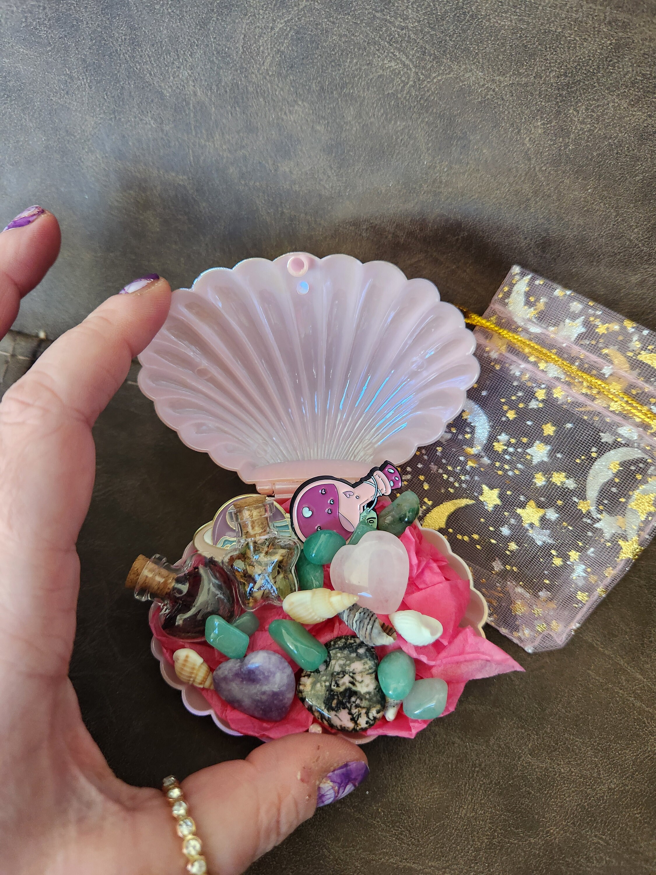 Aphrodite Mini Altar Set - Etsy