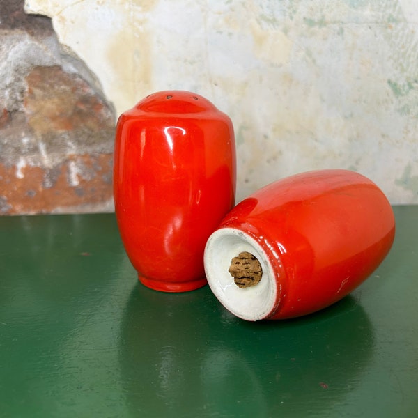 Universal Pottery Cheerful Red Salt & Pepper Shakers With Cork Plugs  - Cute 1940s Collectible