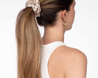Silk scrunchie made from 100% silk | Large hair tie | Hair accessory made of genuine silk | Scrunchie for women | Gift