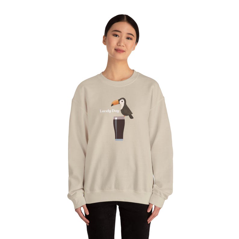 Guinness Toucan Unisex Sweatshirt: Irish Stout Heavy Blend Bild 8