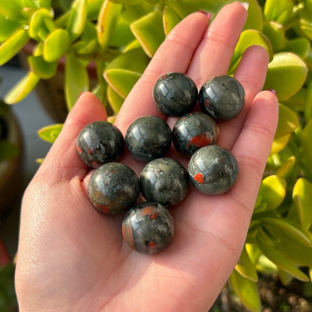 2cm Natural Bloodstone Sphere,crystal Sphere,bloodstone Ball,quartz ...