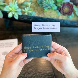 Billetera de cuero con nota de escritura a mano, billetera de cuero vegano para hombres, billetera personalizada para regalo del Día del Padre para él, texto de escritura personalizado