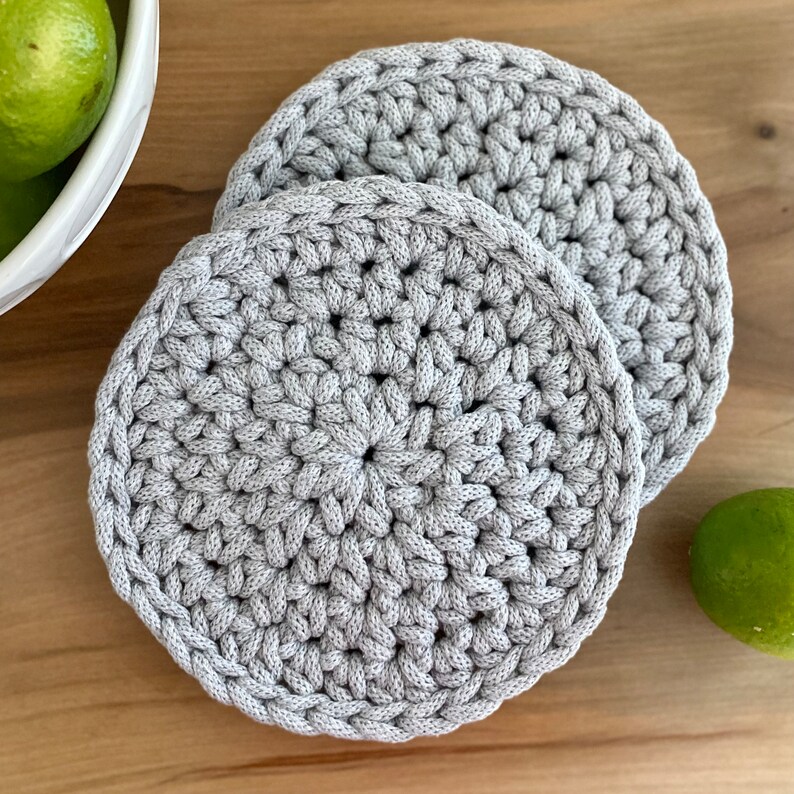 Handmade Round Crochet Trivet, Farmhouse Trivet, Modern Farmhouse