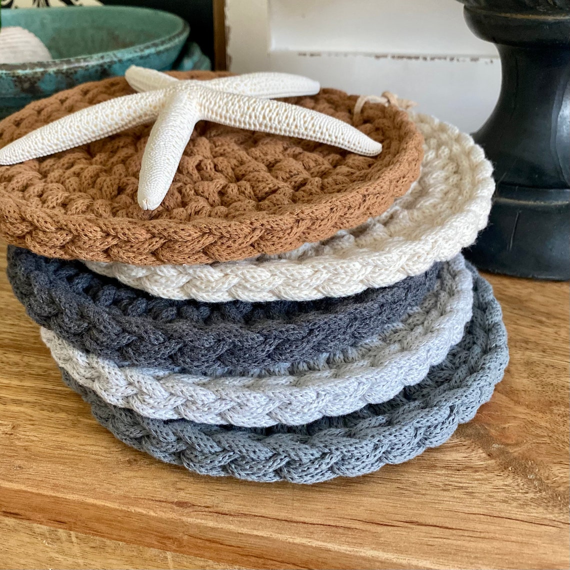 Handmade Round Crochet Trivet, Farmhouse Trivet, Modern Farmhouse