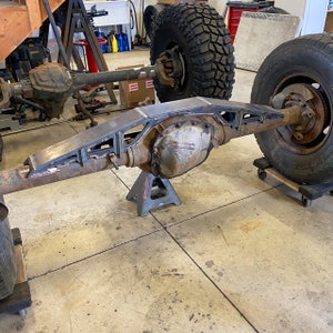 Sterling 10.25/ 10.5 Rear Axle Truss (DXF File)