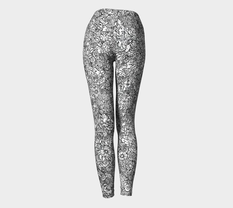 Women & Flowers colouring leggings for women with band image 2
