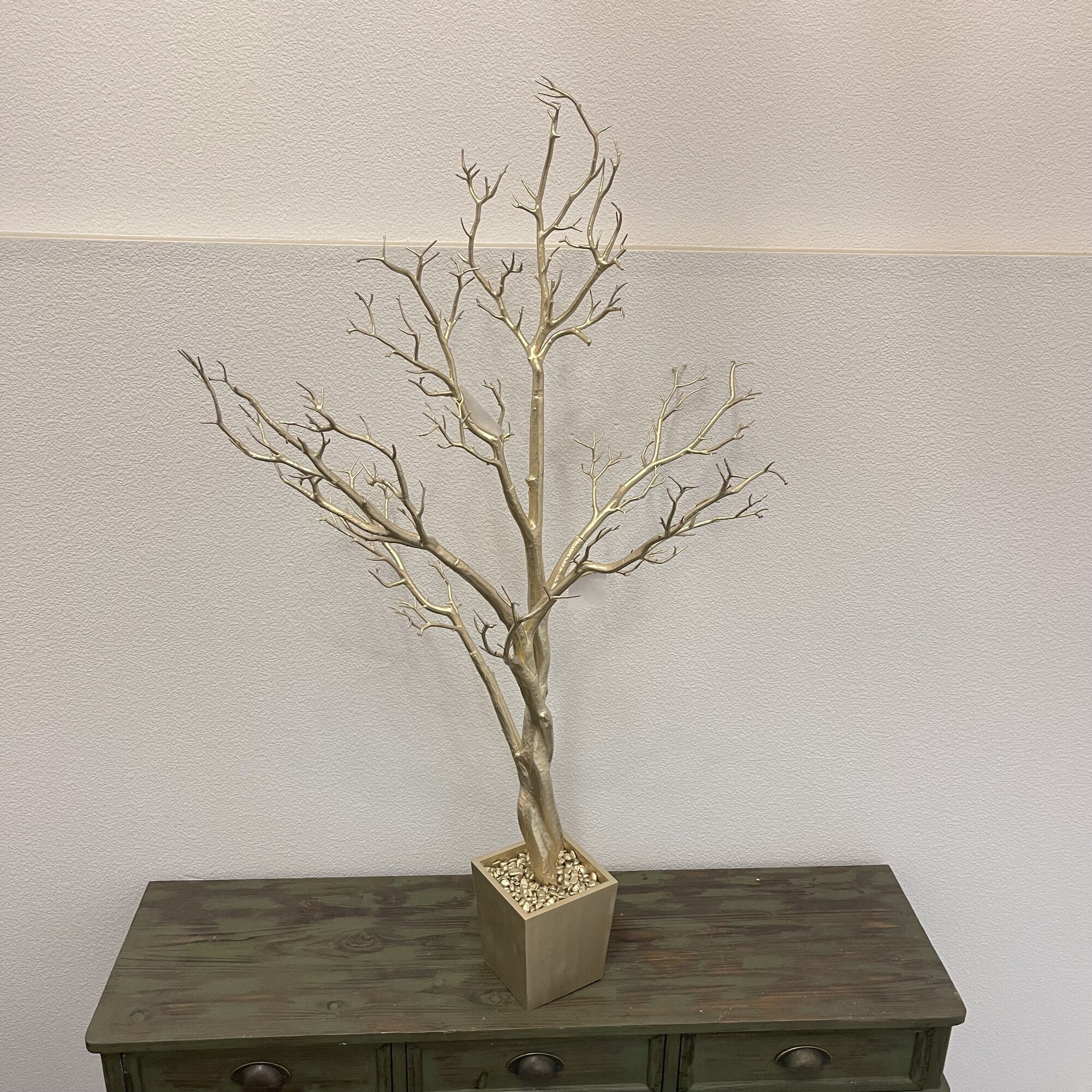4' Manzanita Tree in Pot Wedding & Event Decorations Centerpiece