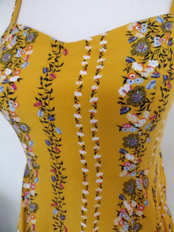 Yellow sundress, woman's size 4/6 flower dresscir… - image 2