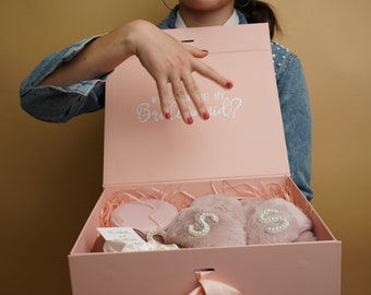 Bridesmaid Gift Box, Bridal Party Proposal Box, Personalized Bridesmaid Gift Box, Custom Name Bridesmaid Proposal Gift Box, Bridesmaid Box