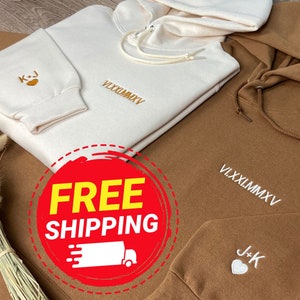 Aangepaste hoodie met Romeinse cijfers | Gepersonaliseerde sweater voor koppels | Katoenen jubileumcadeau | Gratis verzending | Cadeau voor hem en haar | Valentijnsdag