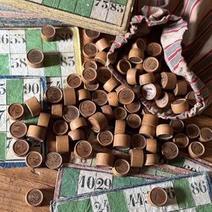 Juego de lotería francés auténtico del siglo XIX, discos numerados del 1 al 90, 42 cartones, juego de bingo y lotería del siglo XIX, juegos de mesa antiguos y de época