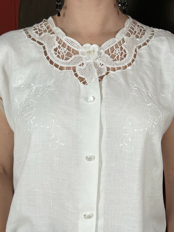 Vintage Italian Sleeveless Top, Handmade Lace and… - image 3