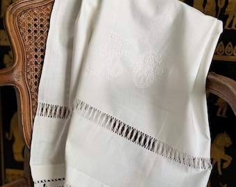 Antikes Italienisches Handtuch mit Handgemachter Spitze | AC oder AG Monogramm | Vintage & antike Heirloom Textilien