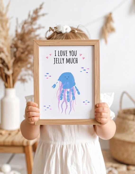 I Love You Jelly Much」の手形アート | 子供向けクラゲクラフト