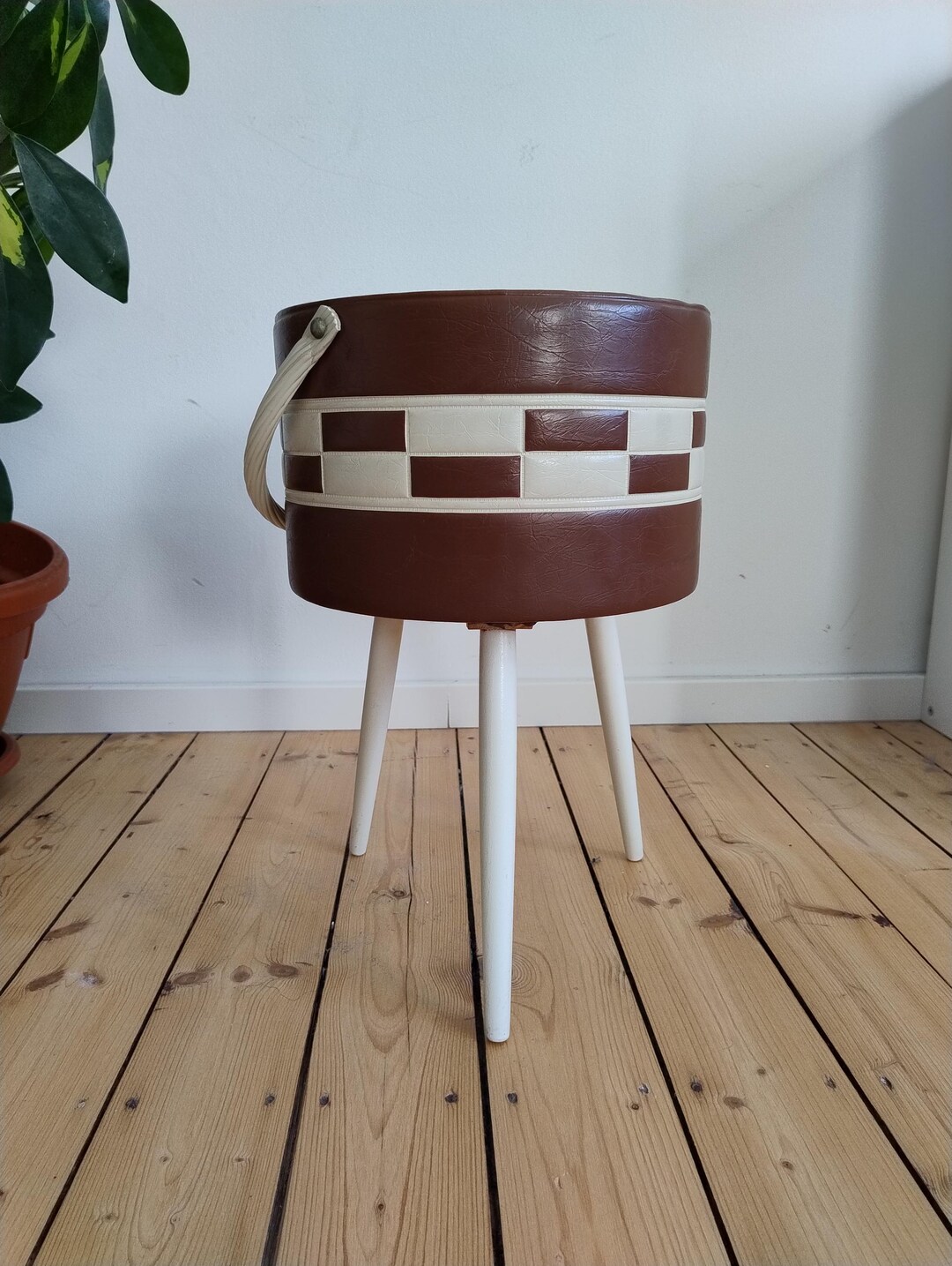Mid Century Modern Sewing Basket/ Vintage Sewing Basket/ Living Room ... - Mid Century Modern Minimalist Woven Basket