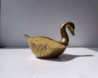 白鳥　置物　器　ヴィンテージ 真鍮の白鳥 オブジェ ヨーロッパヴィンテージ インテリア