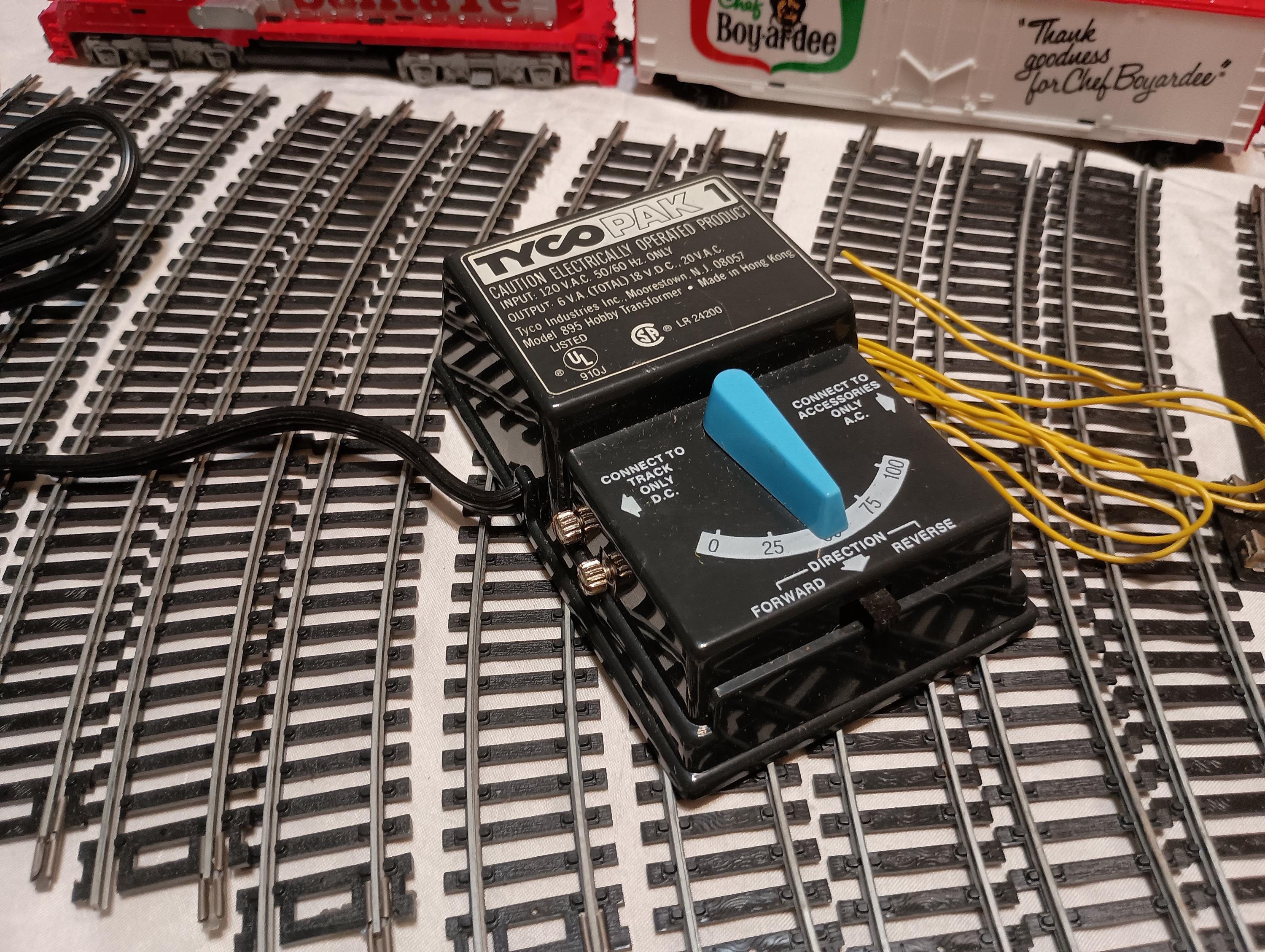 tyco santa fe 72 train set