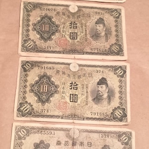 World war 2 Japanese military bank notes lot collection of Japanese WW2 currency notes