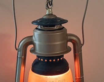 Lanterne suspendue électrique vintage Dietz Little Wizard, longue chaîne, reconvertie