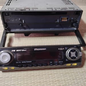 Vintage car stereo Pioneer DEH P33 mosfet 4x50w