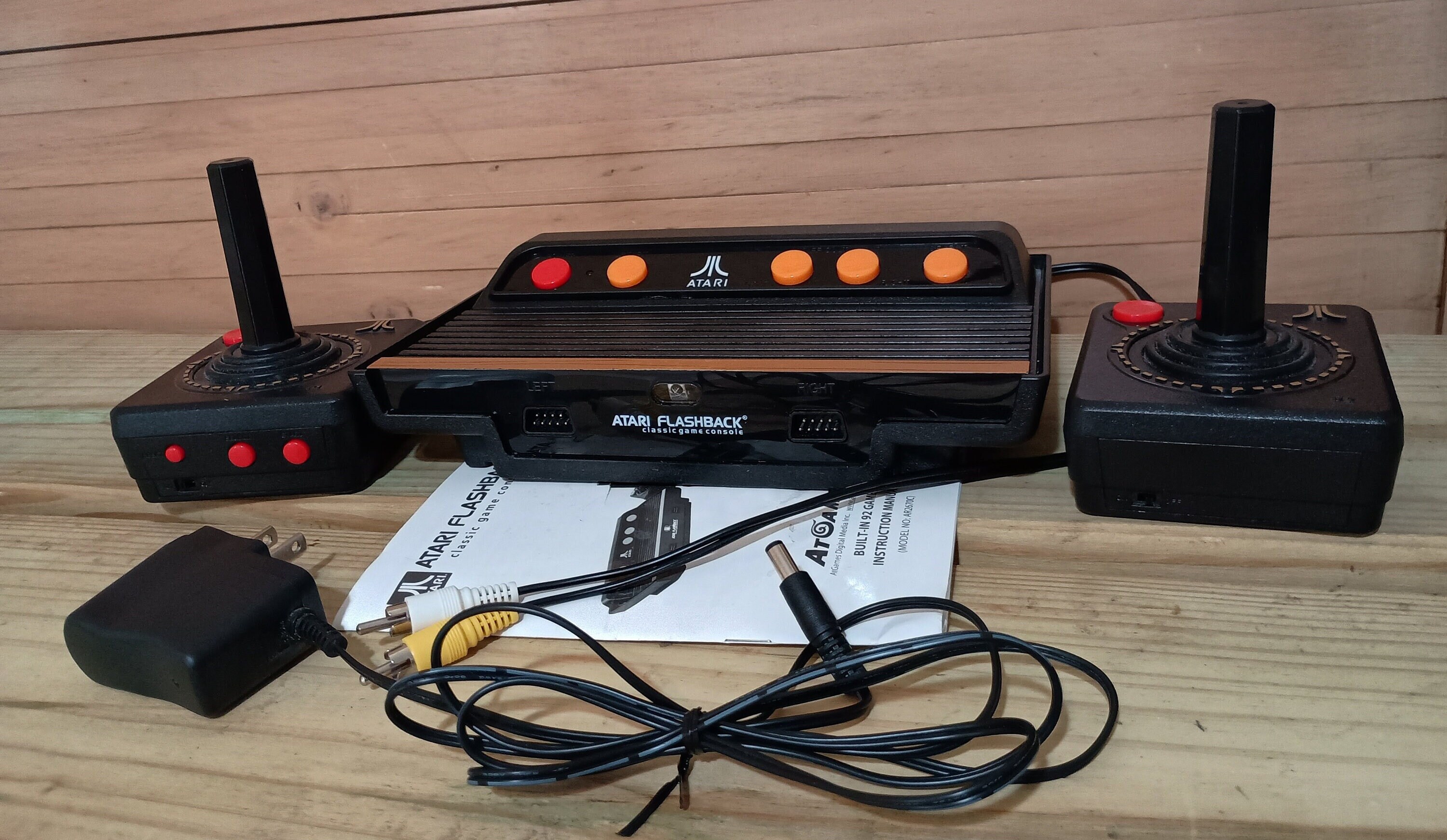 Atari Flashback Game Console With Instructions 92 Games!