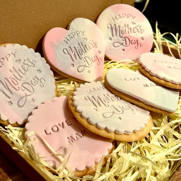 Mother’s Day Biscuit Box. Homemade & Hand Decorated!