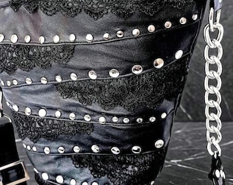 Gothic viktorianische Leder Spitzen Crossbody Tasche, dunkel romantische Whimsigoth Geldbörse