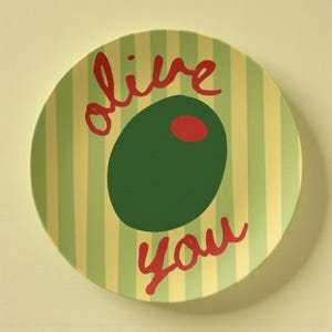 Olive You Plate – 10” Aesthetic Charcuterie Plate with Hand-Drawn Olive & Stripes | Cool Girl Kitchen Decor | Cute Tableware Gift Idea