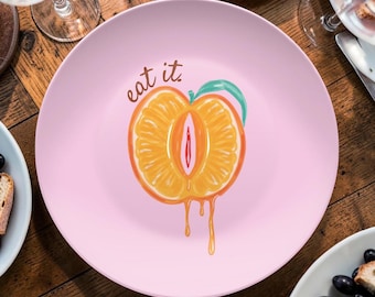 Feminine Fruit Plate, Peach Art Plate, Feminist Kitchen Decor, Girls Dinner Party Plate, Unique Gift for Her, Body Positive Art