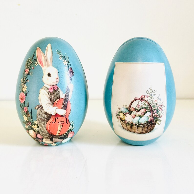 Bärli's Vintage-Inspired Easter Egg Tins: A set of 10 reusable, fillable metal eggs, perfect for Easter gifts and hunts. Unique, collectible designs for festive decoration and family traditions. Ideal for sweets and surprises.