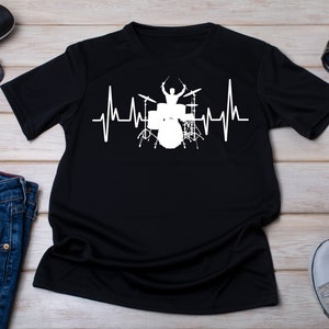 Schlagzeug Herzschlag T-Shirt: Schlagzeuger Musik Fan Geschenk