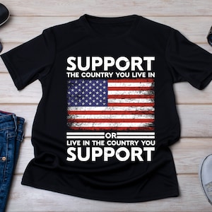 Patriotisk amerikansk flagga-t-shirt: Gåva till självständighetsdagen bild 1