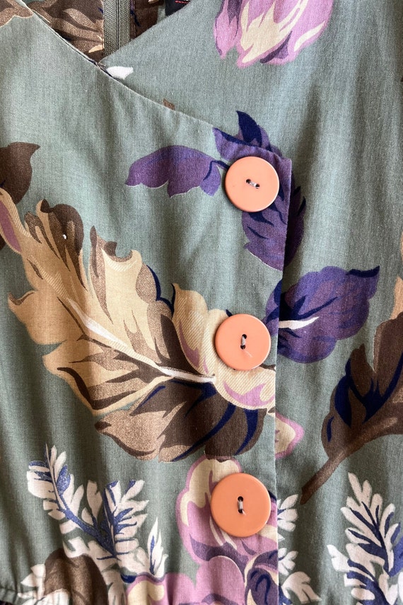 80's Green Floral Day Dress | Soft, Muted Colors - image 3