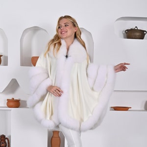 Luxurious Ivory white Cashmere Cape with Fox Fur Trim | Handmade Women’s Clothing | One Size Fits All |