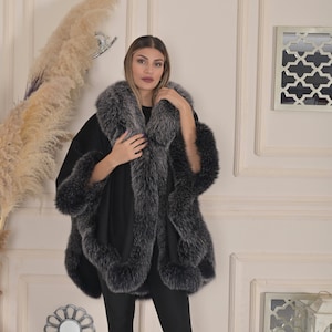 sheller FOX fur cape coat BLACK（Pin page）
