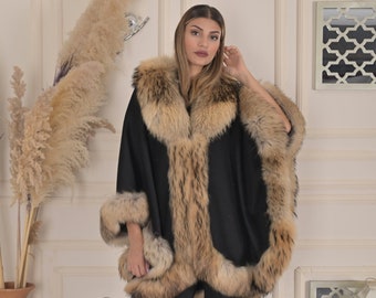 ヴィンテージ イヴ・サンローランのウールコート：YSLロゴボタン付き