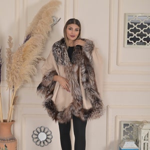 Beige Cashmere Cape: Women&#39;s Winter Cape with Fox Fur Trim