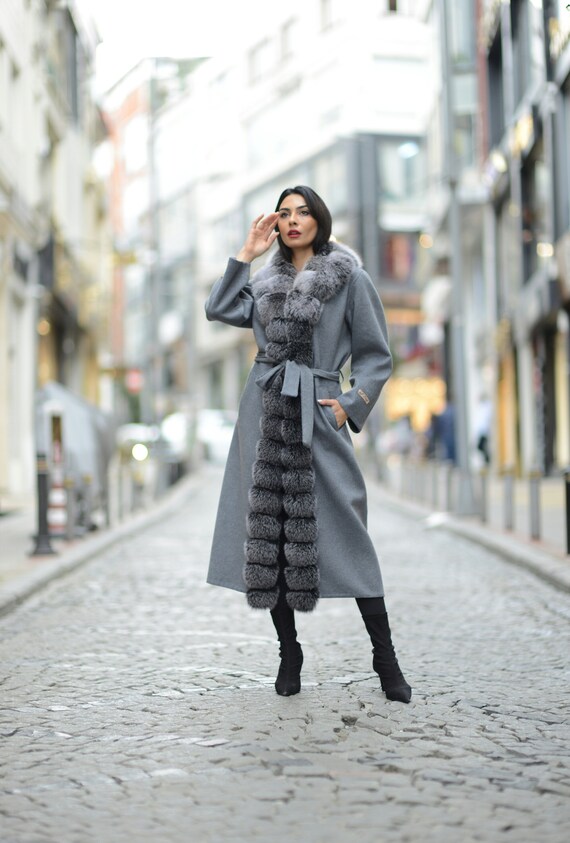 Luxurious Gray Alpaca Overcoat With Fox Fur Trim - Women's Winter