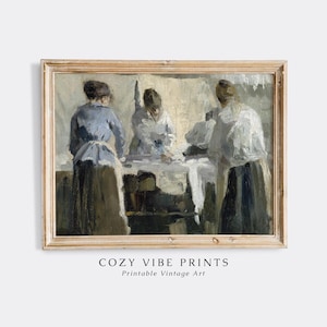 Puede incluir: Una pintura vintage que representa a tres mujeres en una habitación, posiblemente una cocina o una lavandería. Las mujeres visten ropa sencilla y están realizando una tarea, quizás planchando o cosiendo. La pintura está realizada en una paleta de colores apagados, marrones, azules y blancos, y tiene una calidad suave y atmosférica.