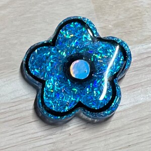 Flower MRI safe badge reel