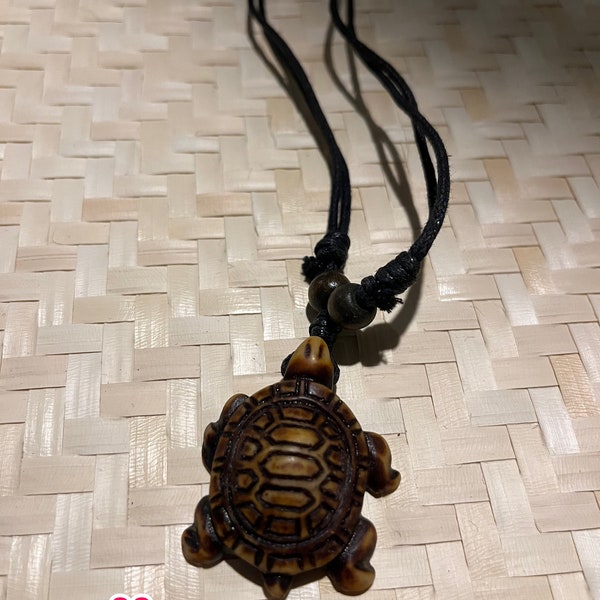 Hawaiian, Māori, & Polynesian Necklace With Honu Turtle, Maui Hook, Koa Beads, and Adjustable Leather Strap